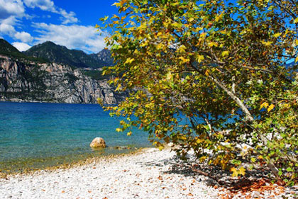 Strand am Westufer des Gardasees