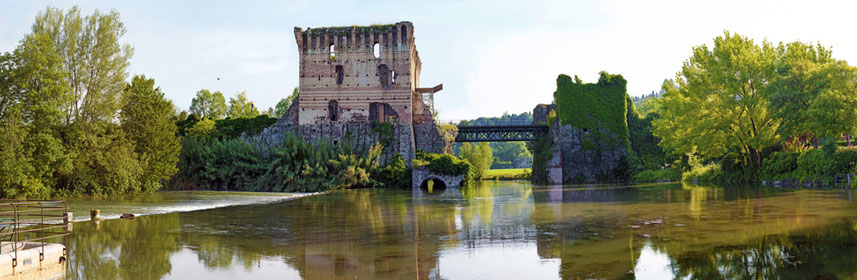 Ponte Visconteo - die Visconti Brücke in Valeggio sul Mincio