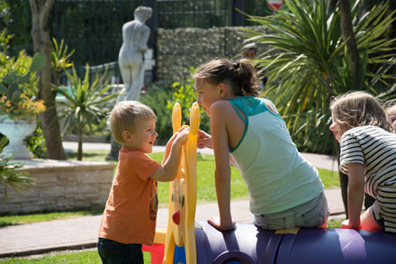 Spielende Kinder in der Residence Segattini